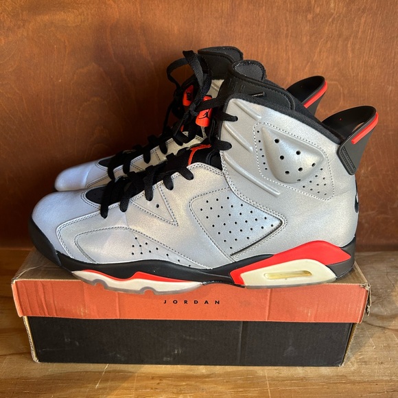 Jordan Men's Silver and Red High-Top Sneakers pre owned great condition - Picture 2 of 6